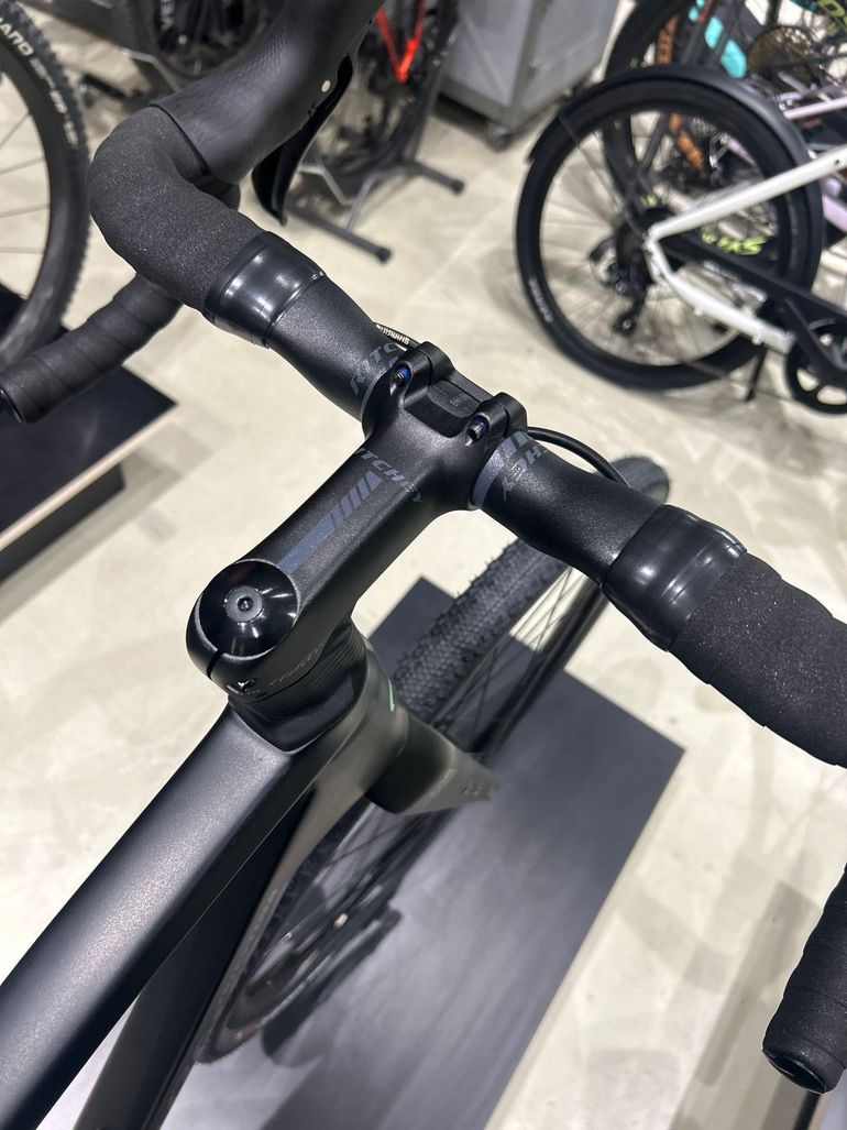Used Wilier Jena SHIMANO GRX 1x11S (Miche Crankset & Chain) 2025 2025 Road & Gravel — image 9 of 10