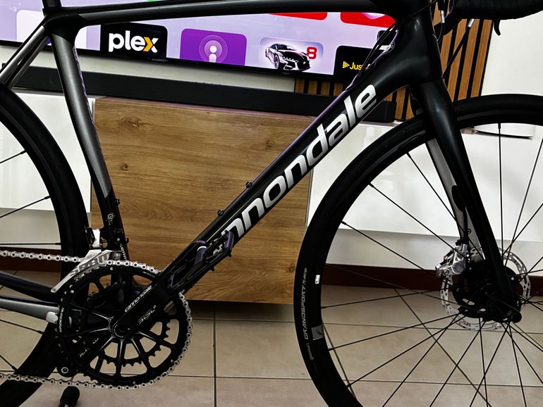 Used Cannondale Synapse Carbon Disc Sram Red 2018 Road & Gravel, Negro — image 12 of 24