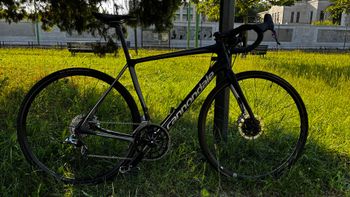 Used Cannondale Synapse Carbon Disc Sram Red 2018 Road & Gravel, Negro — image 16 of 24