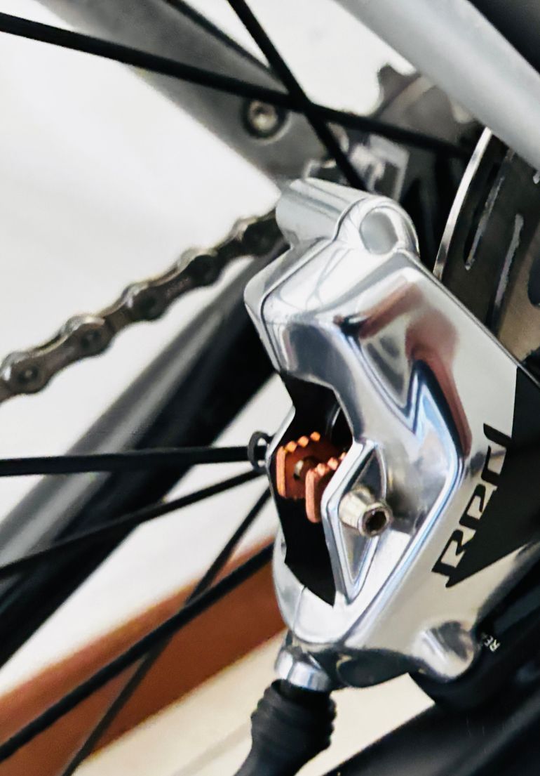 Used Cannondale Synapse Carbon Disc Sram Red 2018 Road & Gravel, Negro — image 6 of 24