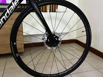 Used Cannondale Synapse Carbon Disc Sram Red 2018 Road & Gravel, Negro — image 5 of 24