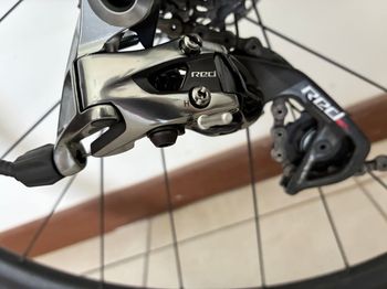 Used Cannondale Synapse Carbon Disc Sram Red 2018 Road & Gravel, Negro — image 7 of 24