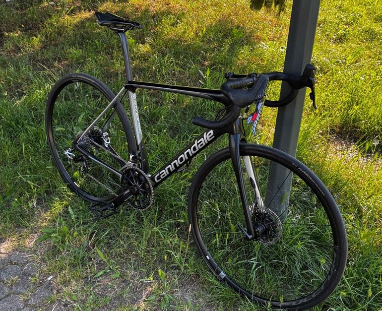 Used Cannondale Synapse Carbon Disc Sram Red 2018 Road & Gravel, Nero — image 1 of 24