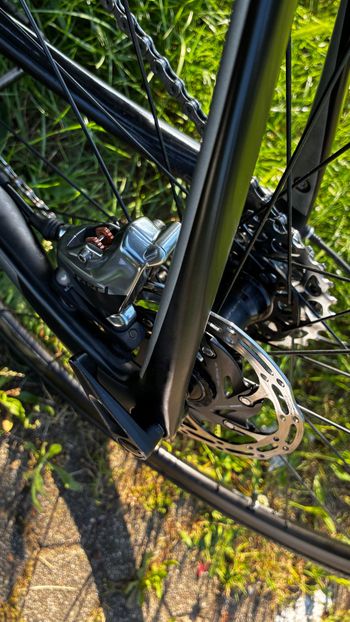 Used Cannondale Synapse Carbon Disc Sram Red 2018 Road & Gravel, Negro — image 19 of 24