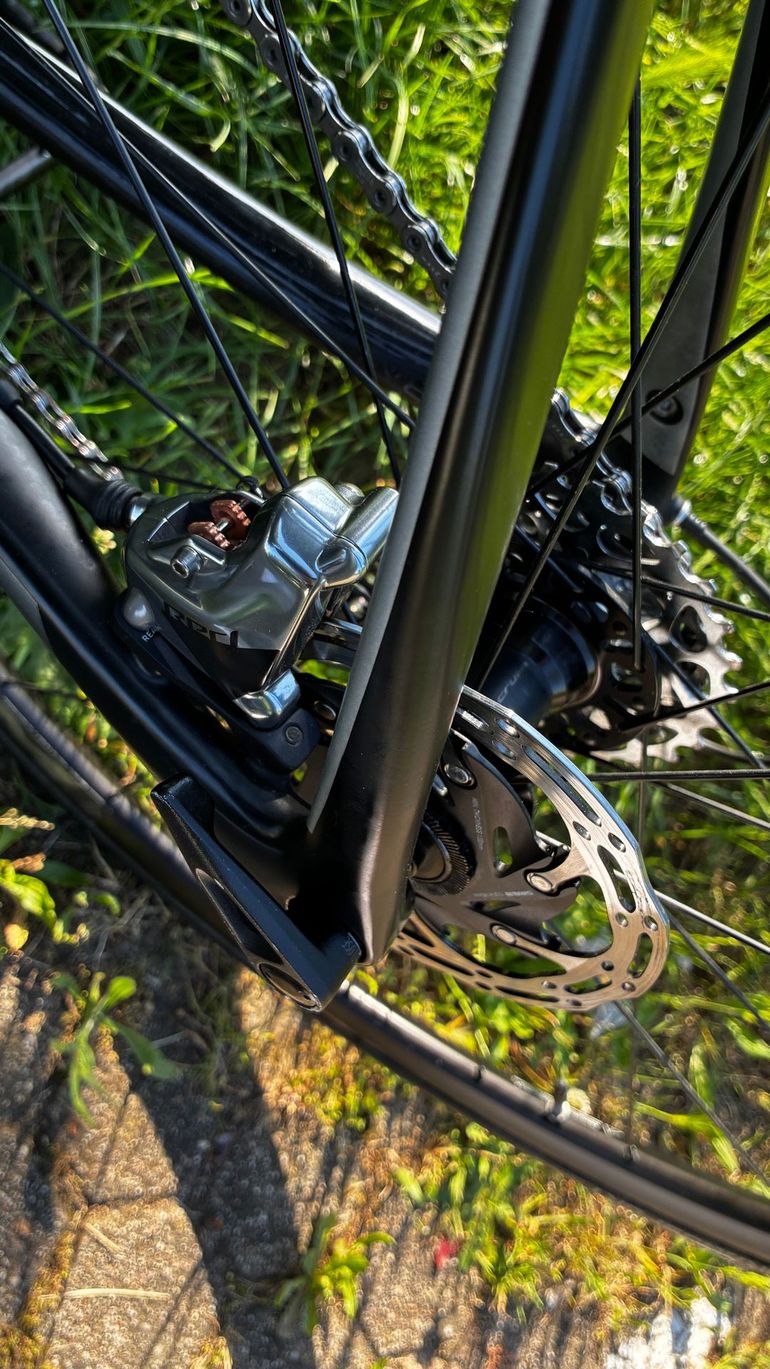 Used Cannondale Synapse Carbon Disc Sram Red 2018 Road & Gravel, Negro — image 19 of 24