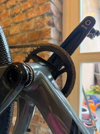 Used Canyon Grail CF SL 7 eTap 2023 2023 Road & Gravel, Green — image 7 of 10