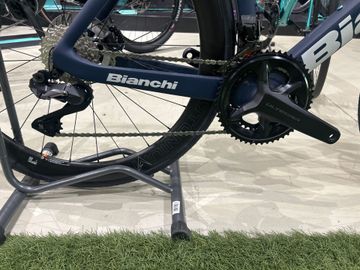 Brugt Bianchi Oltre Comp Ultegra Di2 2025 2025 Road & Gravel — billede 3 af 12