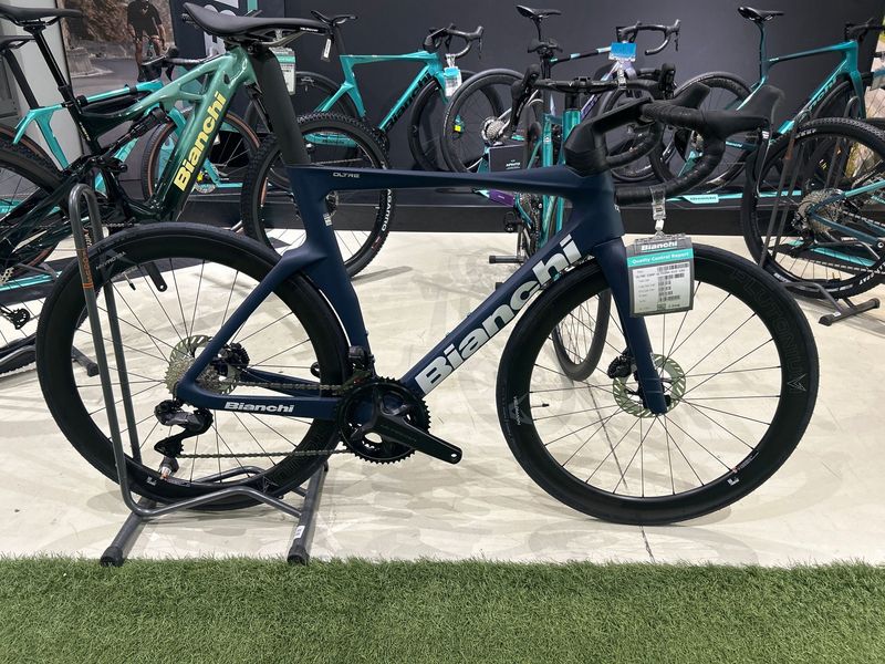 Used Bianchi Oltre Comp Ultegra Di2 2025 2025 Road & Gravel