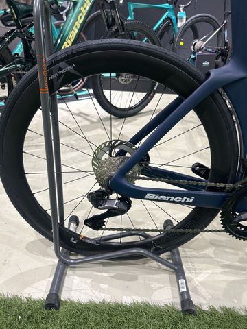Brugt Bianchi Oltre Comp Ultegra Di2 2025 2025 Road & Gravel — billede 7 af 12