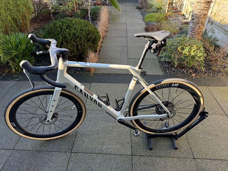 Used Canyon Grizl CF 7 2026 2026 Road & Gravel, Grigio chiaro — image 1 of 12