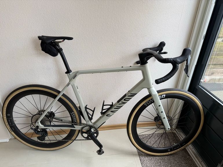 Used Canyon Grizl CF 7 2026 2026 Road & Gravel, Grigio chiaro — image 11 of 12