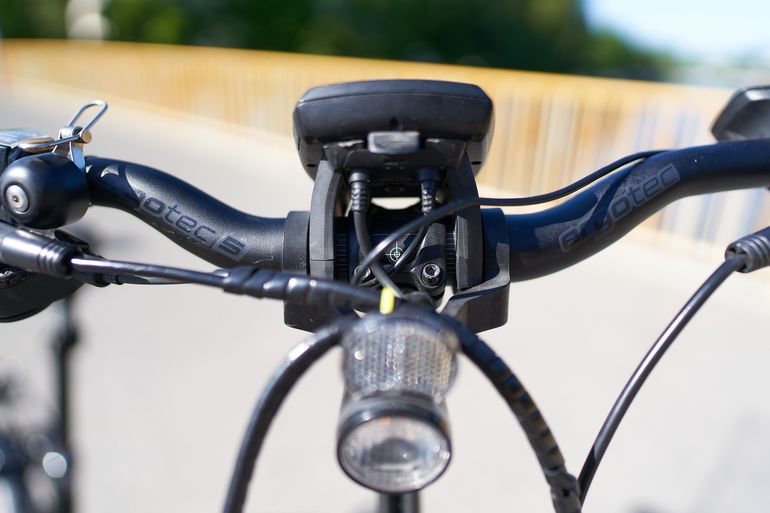 Used Velo de Ville KEB 400 Premium 2022 Urban — image 25 of 30