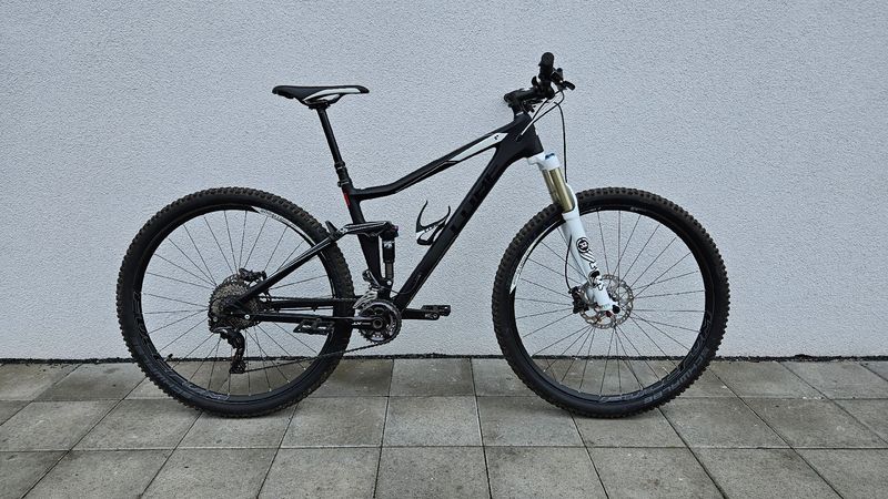 Tweedehands CUBE Stereo 120 HPC Race 2016 2016 MTB