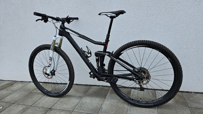 Used CUBE Stereo 120 HPC Race 2016 2016 Mountainbike, Negro — image 2 of 6