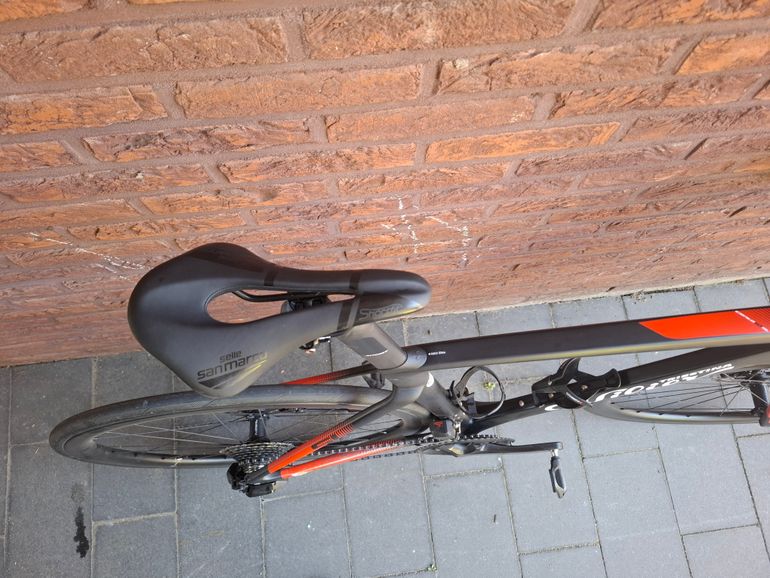 Used Wilier CENTO10 SL 2023 2023 Road & Gravel, Schwarz — image 3 of 5