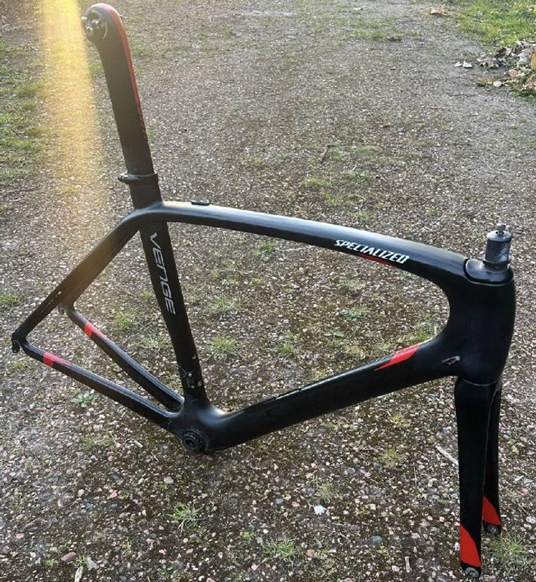 Used Specialized S-Works Venge Dura-Ace Di2 2014 Frameset 2014 Road & Gravel — image 1 of 10