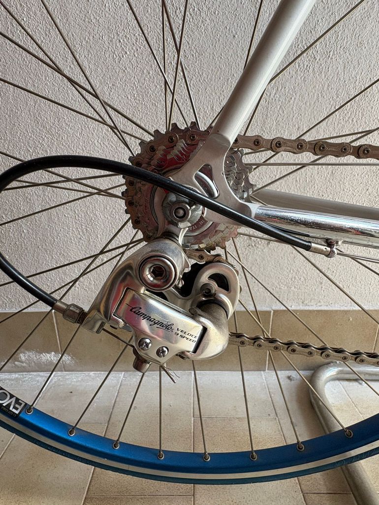 Used SCAPIN SCAPIN Custom Campagnolo Veloce 1990 Road & Gravel, White — image 7 of 7