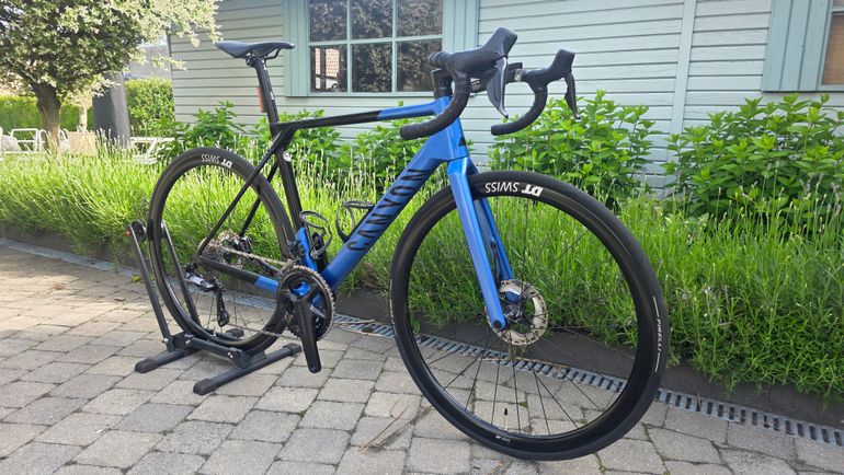 Used Canyon Ultimate CF SL 8 Aero 2023 2023 Road & Gravel, Black — image 1 of 15