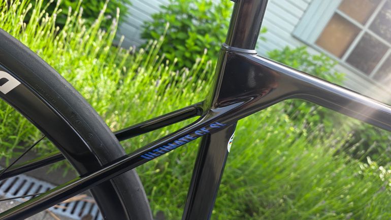 Used Canyon Ultimate CF SL 8 Aero 2023 2023 Road & Gravel, Black — image 8 of 15