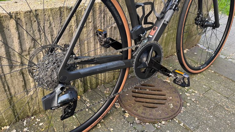 Used Canyon Endurace CF 7 eTap 2022 2022 Road & Gravel, Black — image 6 of 6