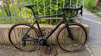 Used Canyon Endurace CF 7 eTap 2022 2022 Road & Gravel, Black — image 2 of 6