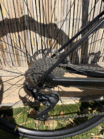 Used BMC Roadmachine FOUR 2021 2021 Road & Gravel — image 2 of 8