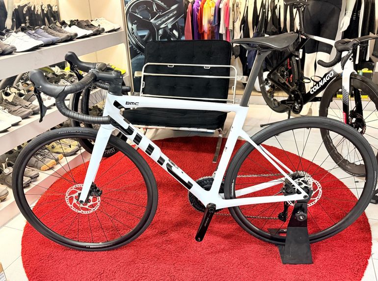 Gebrauchtes BMC Teammachine SLR THREE 2027 2027 Road & Gravel, Weiß — Bild 9 von 18