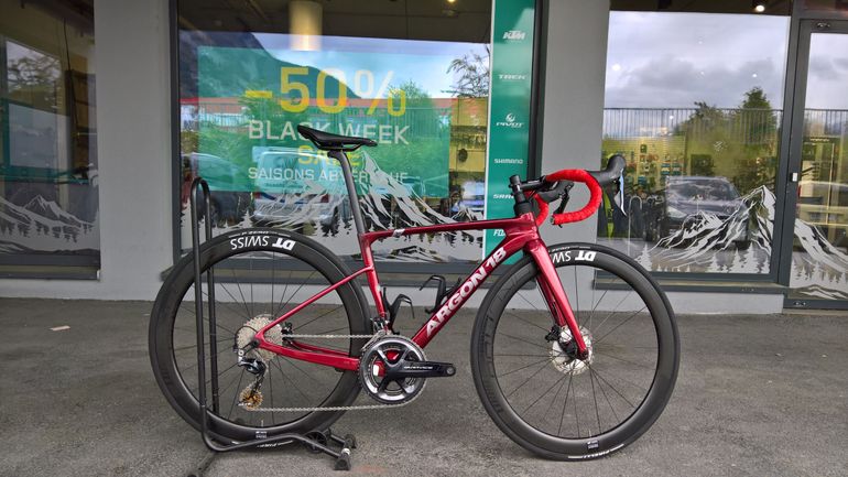 Used Argon 18 Sum Shimano Dura Ace 2024 2024 Road & Gravel, Rot — image 9 of 12