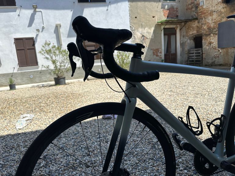 Used Specialized Aethos Expert 2021 2021 Road & Gravel — image 7 of 8
