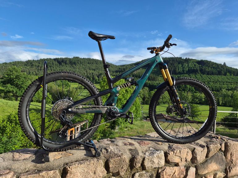 Used Ibis Ibis HD6 2025 Mountainbike, Green — image 1 of 3