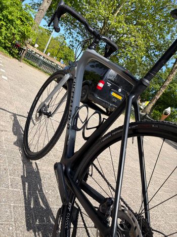 Used Specialized Roubaix Comp 2019 2019 Road & Gravel, Hellgrau — image 5 of 8