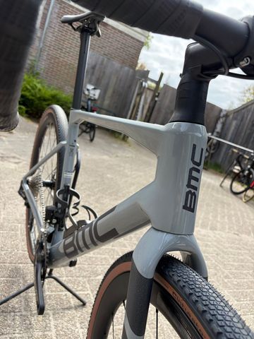 BMC Kaius 01 THREE 2026 2026 Road & Gravel d'occasion — image 4 sur 7