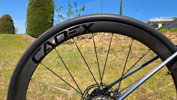 Used Giant Giant Defy Advanced SL 0 SRAM Red AXS 2025 Road & Gravel — image 4 of 9