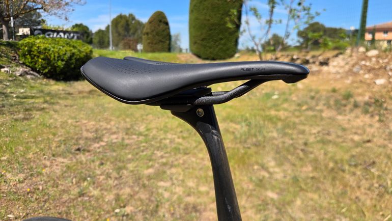 Used Giant Giant Defy Advanced SL 0 SRAM Red AXS 2025 Road & Gravel — image 7 of 9