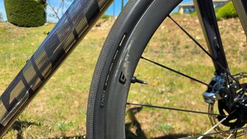 Used Giant Giant Defy Advanced SL 0 SRAM Red AXS 2025 Road & Gravel — image 9 of 9