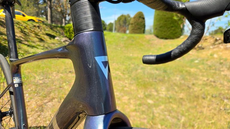 Used Giant Giant Defy Advanced SL 0 SRAM Red AXS 2025 Road & Gravel — image 6 of 9