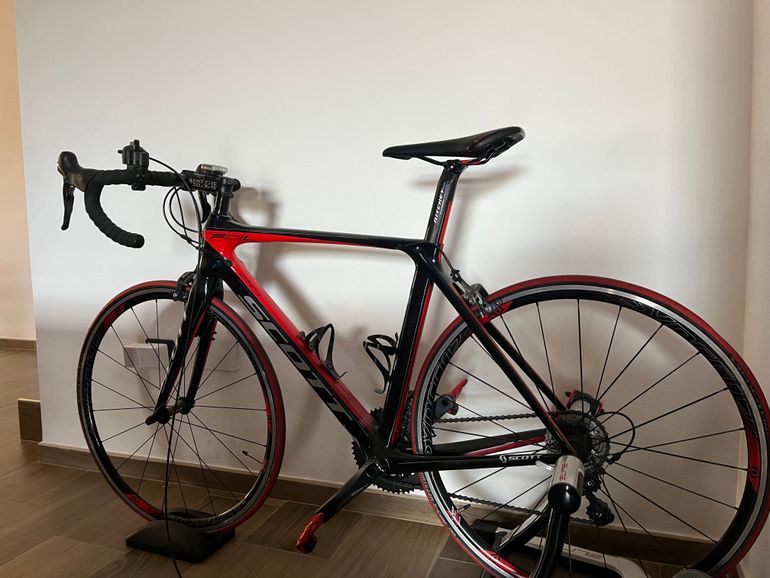 Used Scott Foil 20 2015 Road & Gravel, Black — image 1 of 7