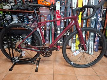 Tweedehands Lapierre Crosshill CF 6.0 2025 2025 Road & Gravel — afbeelding 1 van 7