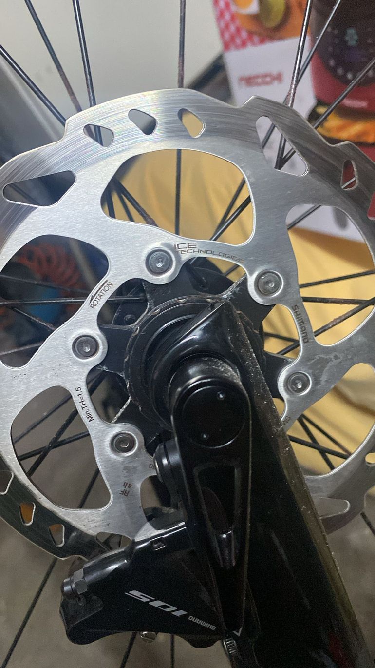Used Bianchi Infinito XE 105 2025 2025 Road & Gravel — image 5 of 5