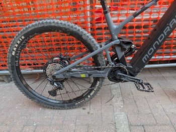 Used Mondraker CRAFTY CARBON R 2025 2025 Mountainbike — image 5 of 10