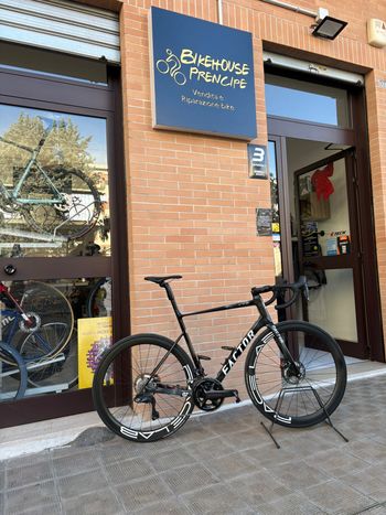 Used Factor O2 VAM - Shimano Ultegra 2025 2025 Road & Gravel, Black — image 10 of 10