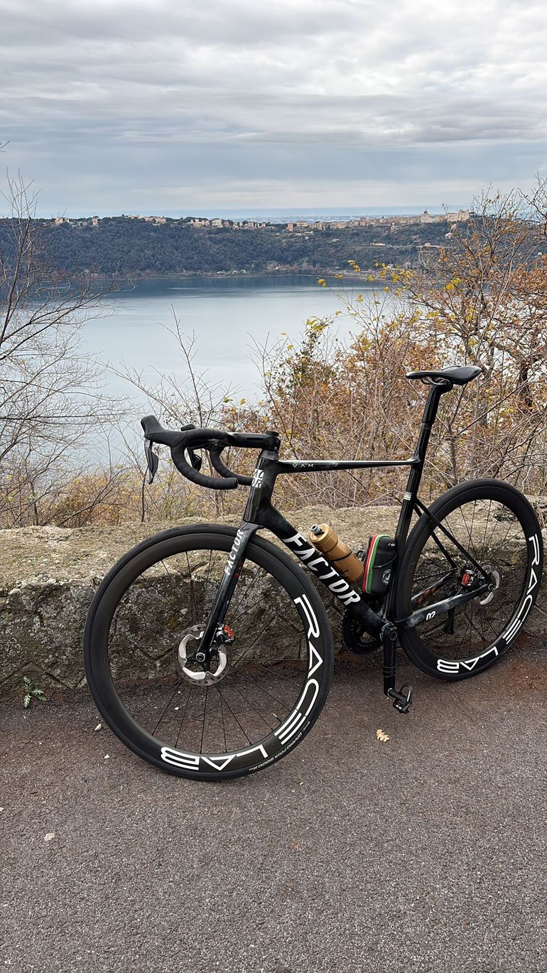 Used Factor O2 VAM - Shimano Ultegra 2025 2025 Road & Gravel, Black — image 3 of 10