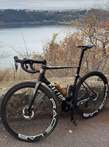 Used Factor O2 VAM - Shimano Ultegra 2025 2025 Route & Gravel