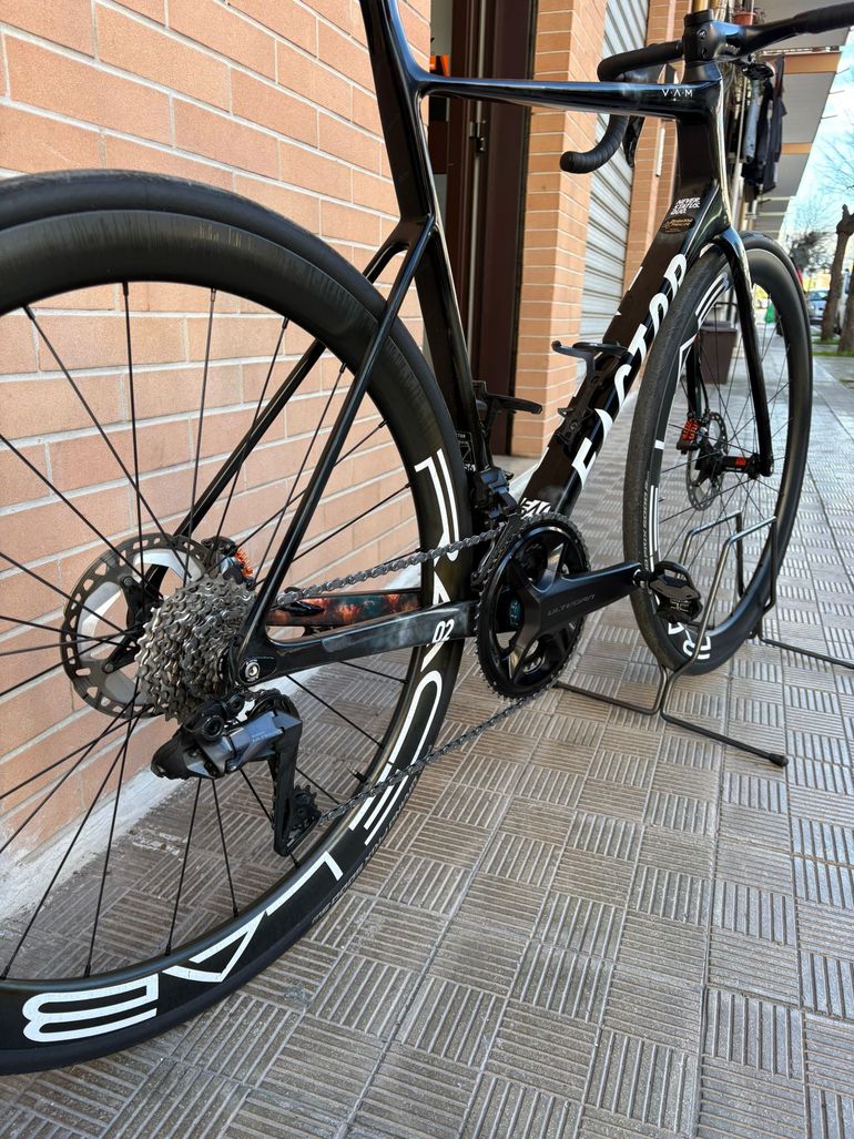 Used Factor O2 VAM - Shimano Ultegra 2025 2025 Road & Gravel, Black — image 7 of 10