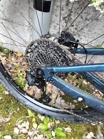 Used Scott Genius eRIDE 930 2022 2022 Mountainbike, Blue, 29 — image 7 of 13