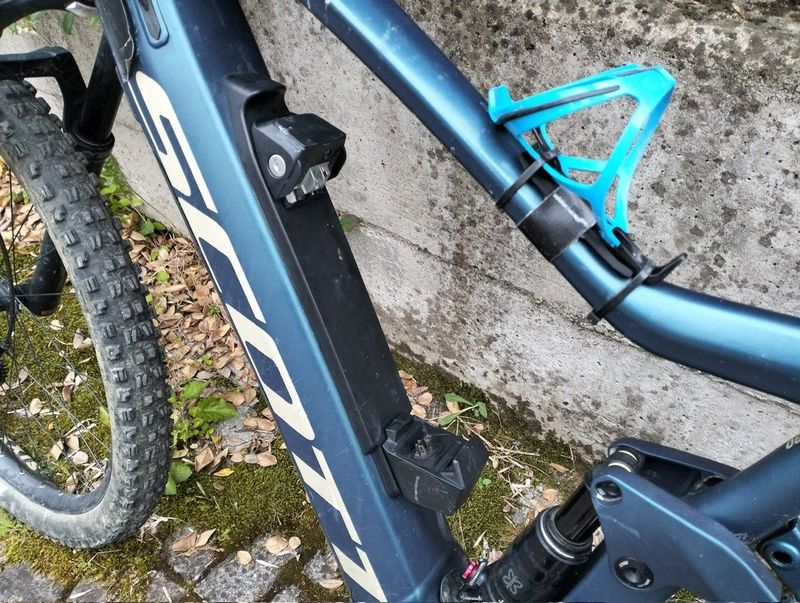 Used Scott Genius eRIDE 930 2022 2022 Mountainbike, Blue, 29 — image 12 of 13