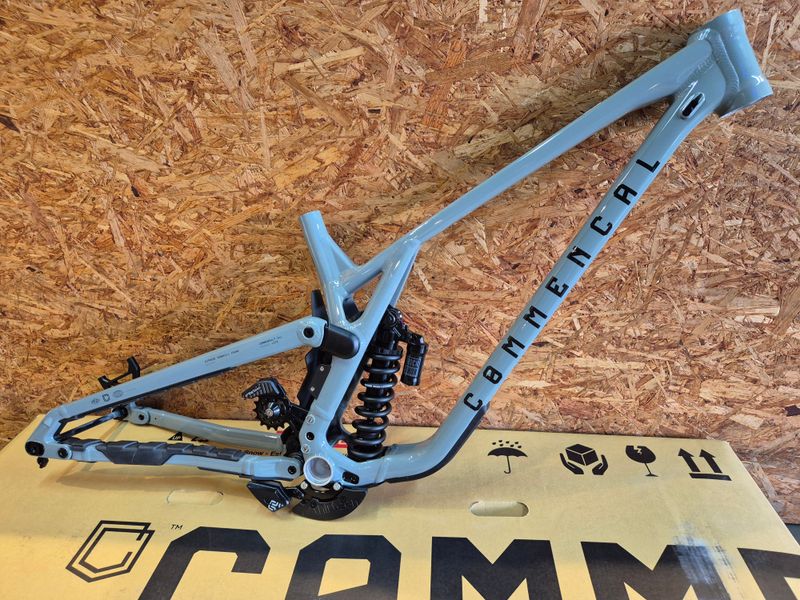 Brugt Commencal SUPREME DH V5 RIDE 2026 Frameset 2026 Mountainbike — billede 1 af 4