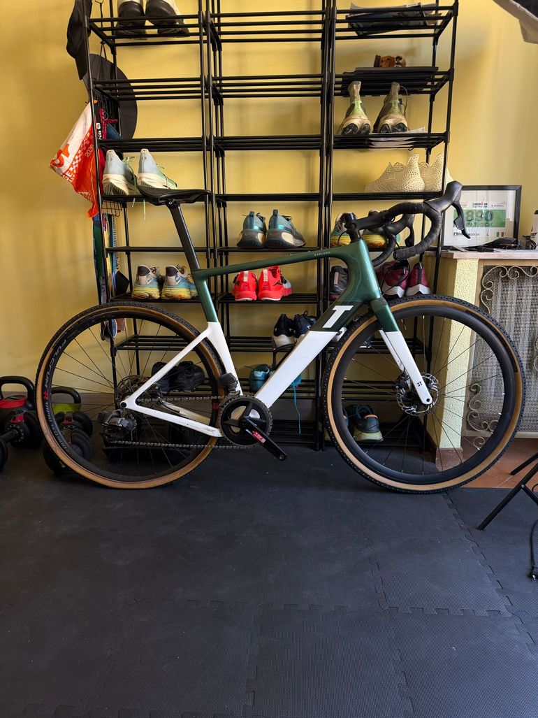 Used 3T Exploro SRAM Rival eTap AXS 2023 Road & Gravel, White — image 1 of 6