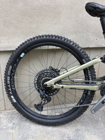 Used Specialized Stumpjumper EVO Expert 2024 2024 Mountainbike — image 12 of 12