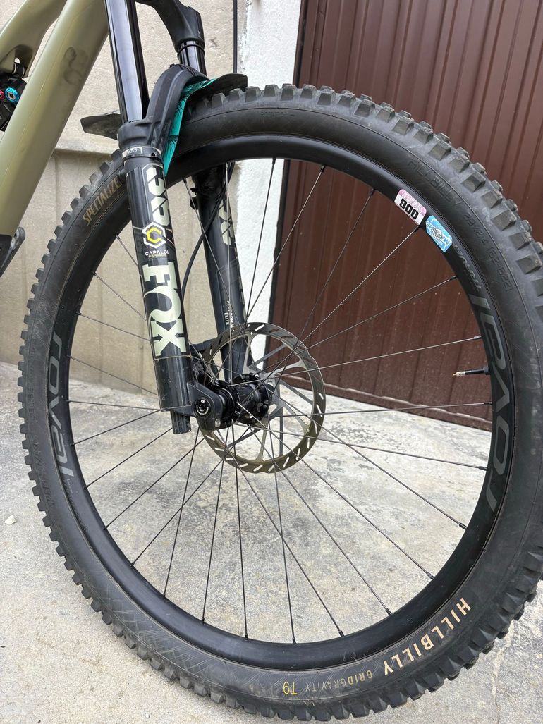 Used Specialized Stumpjumper EVO Expert 2024 2024 Mountainbike — image 8 of 12